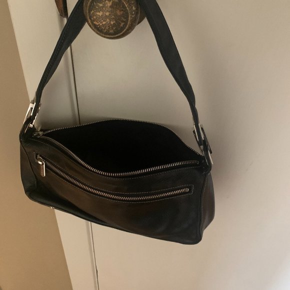 Danier Leather Shoulder Bag - Picture 2 of 2